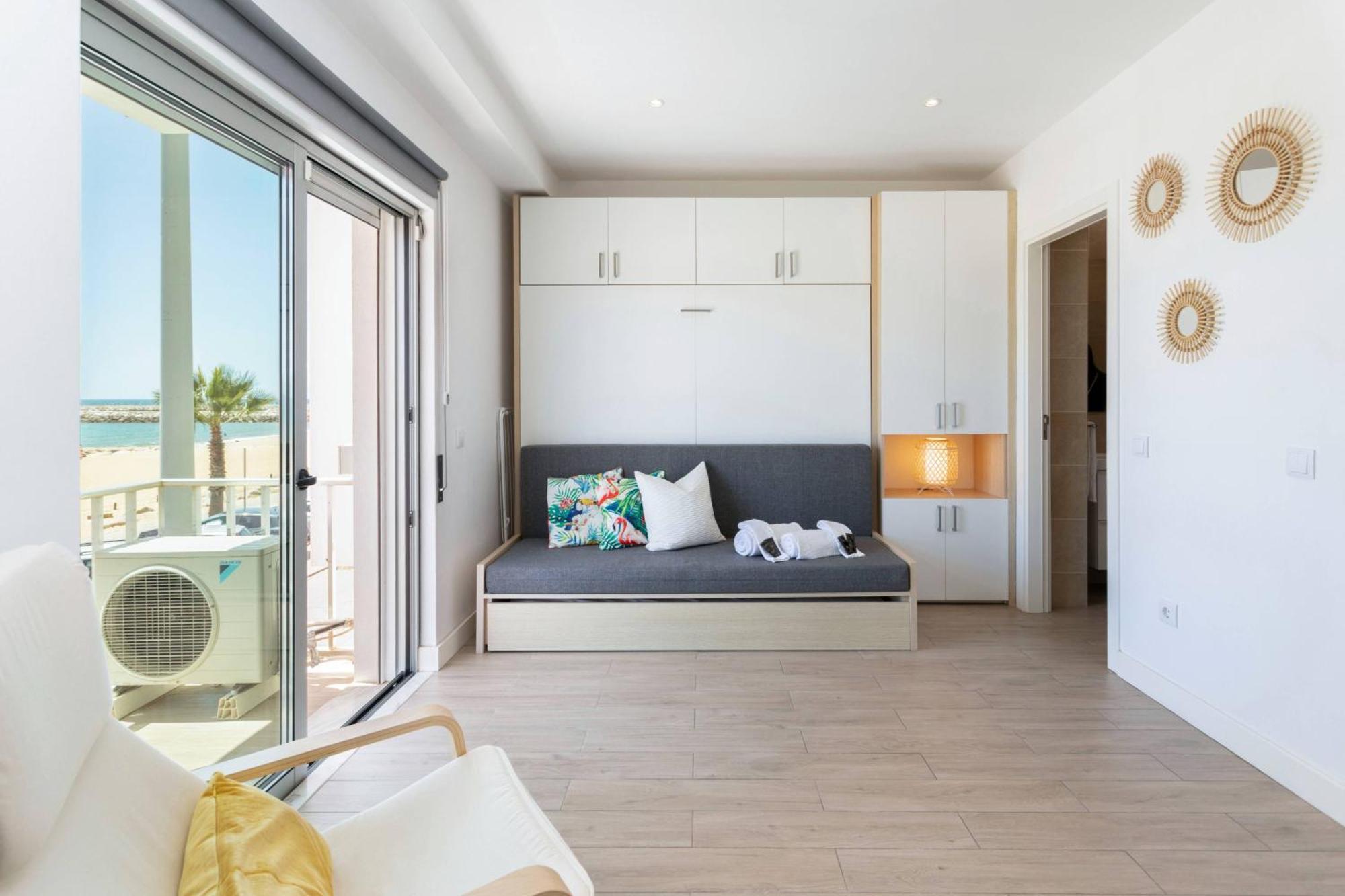 Centralgarve - Stunning Beach Front Studio - Astro Quarteira Ngoại thất bức ảnh